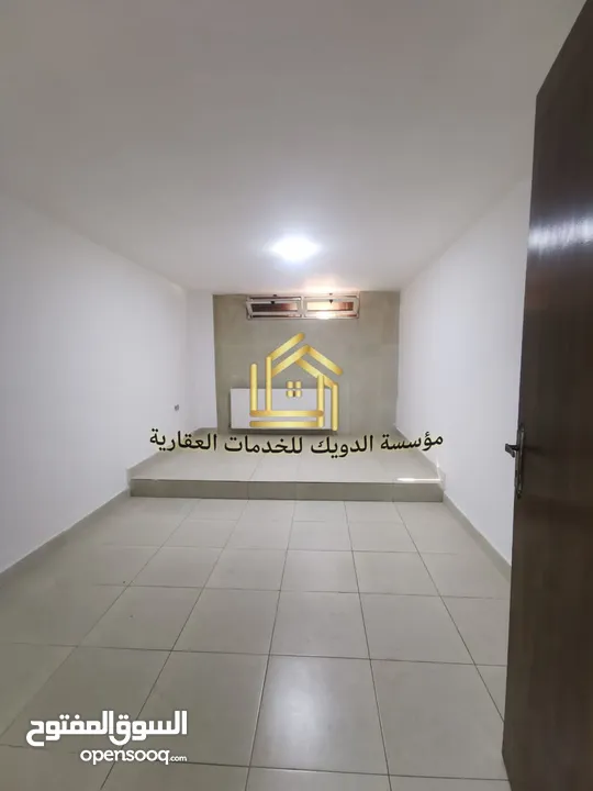 شقة فارغة - دابوق - 2نوم - ترس - مدخل مستقل
