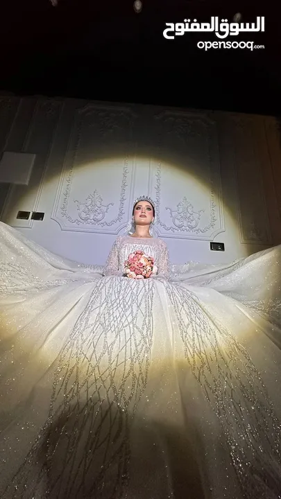 بيع محل تأجير بدلات عرايس