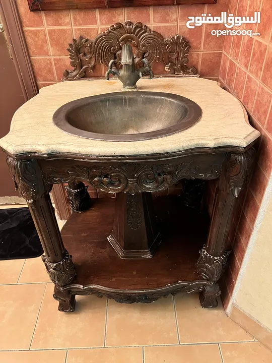 Decorative washbasin