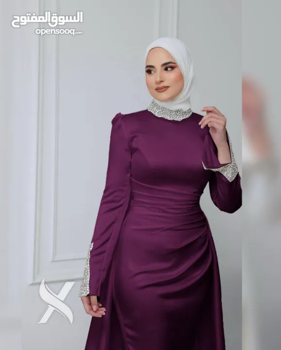 فستان المناسبات الملكي