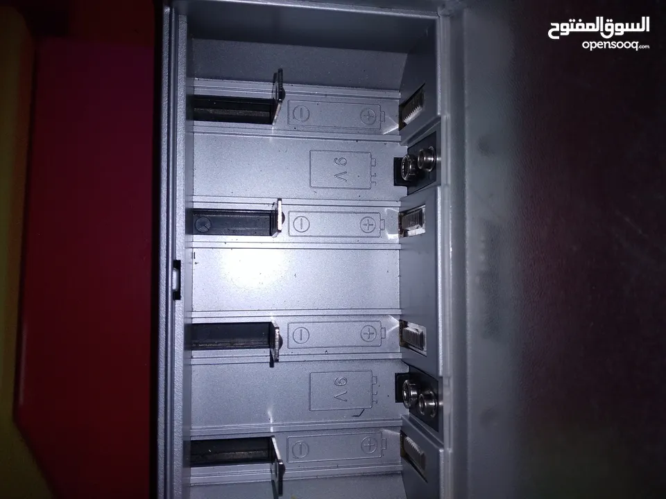 شاحن بطاريات انرجايزر