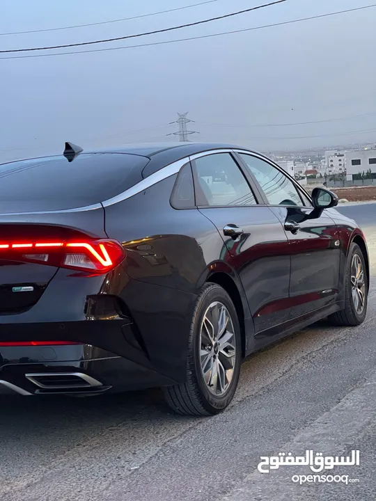 كيا k5 موديل 2021 بمواصفات مميزة وجميلة للبيع