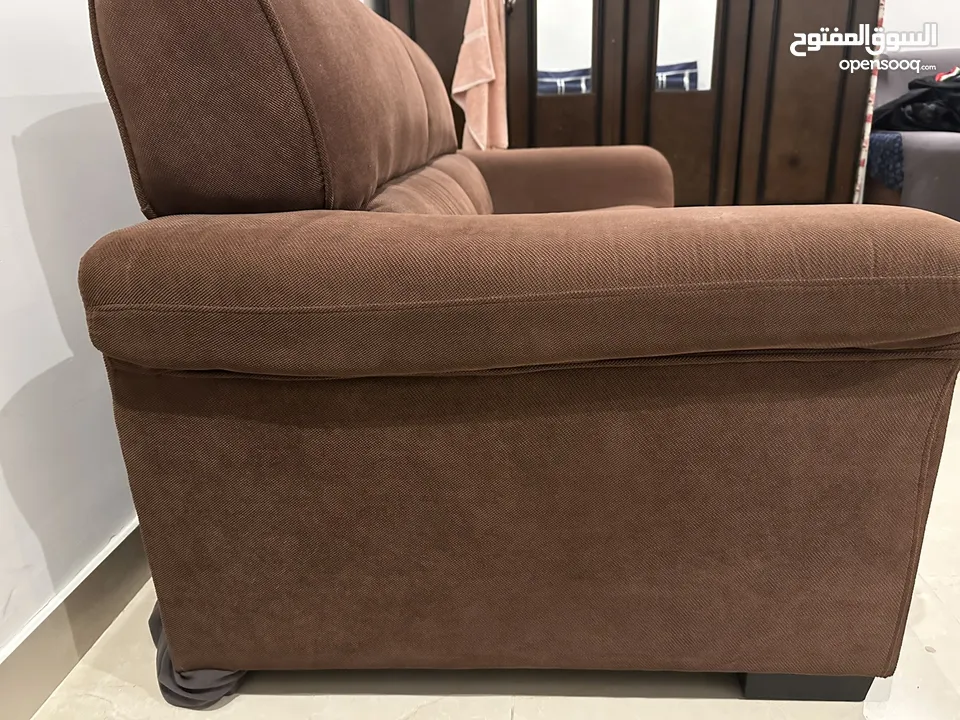 7 seater sofa set selling urgent in low price