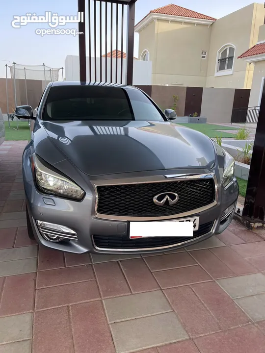 Infiniti Q70 2017