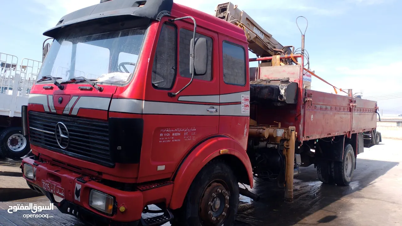 Mercedes truck with crane