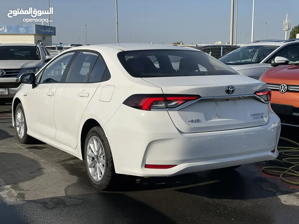 TOYOTA COROLA HYBRID 1.8 2023