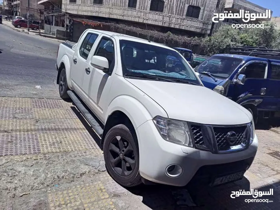 للبيع نيسان نيفارا دبل كبين 2012