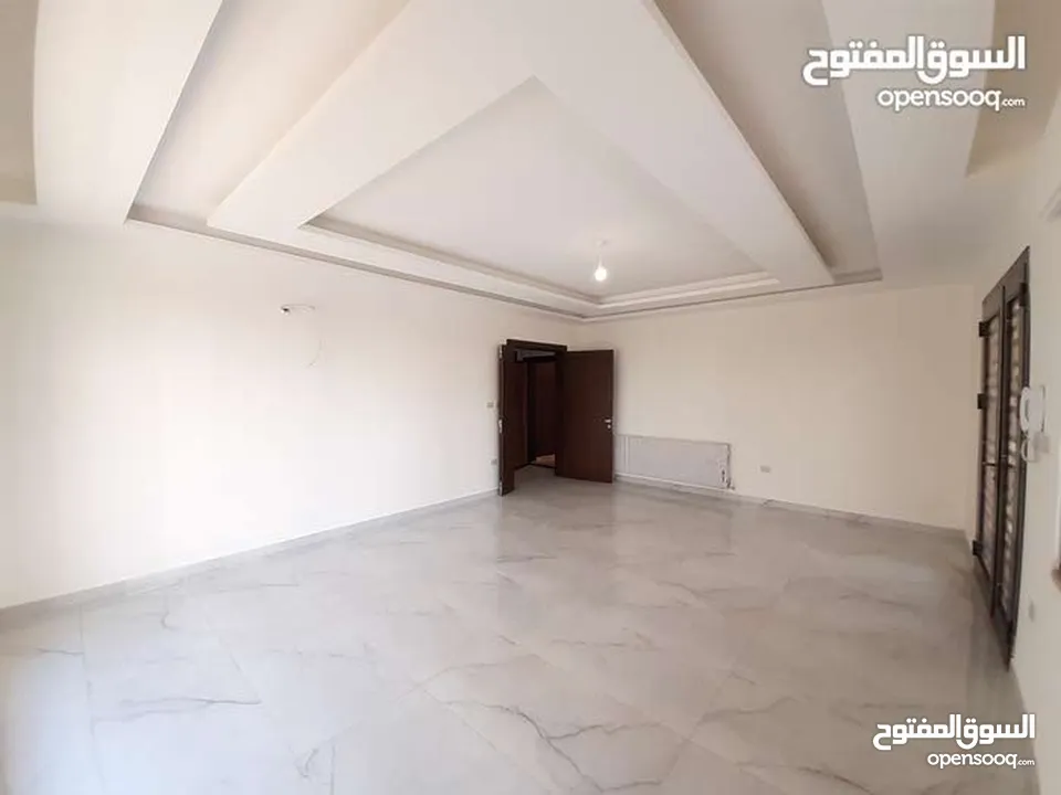 .خلدا قرب مسجد الهمشري شقه مع روف 300م كامل المساحه