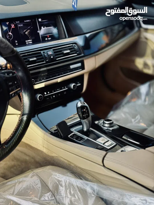 بي إم دبليو 520 i