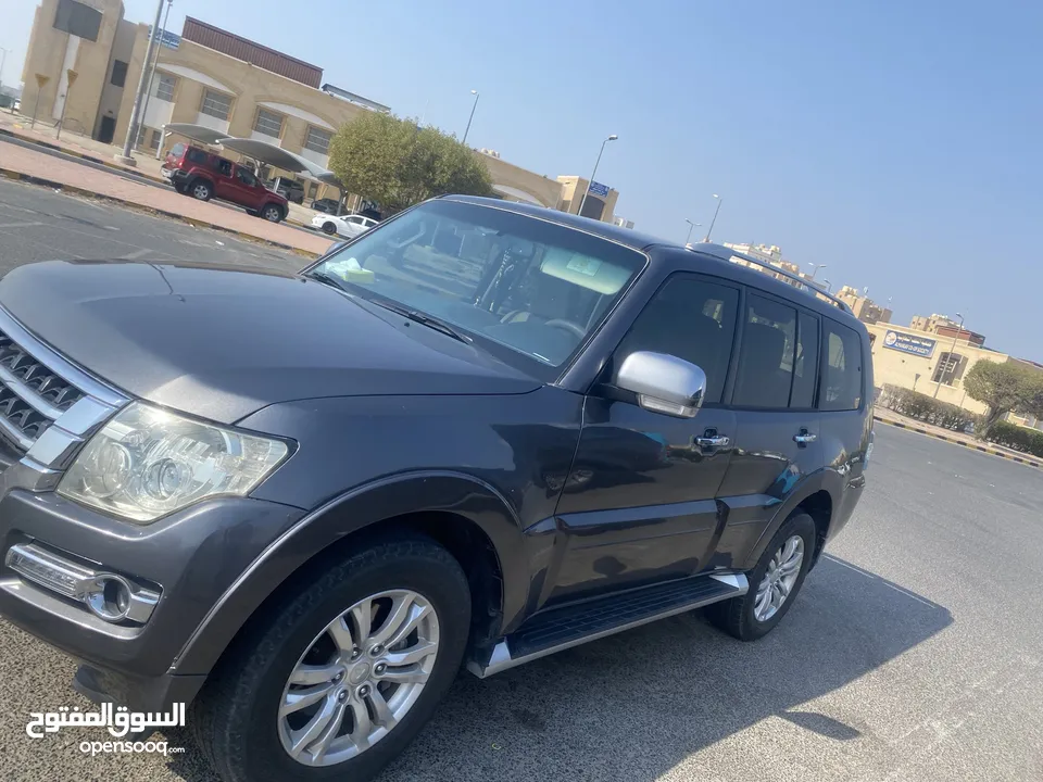 Mitsubishi Pajero for sale