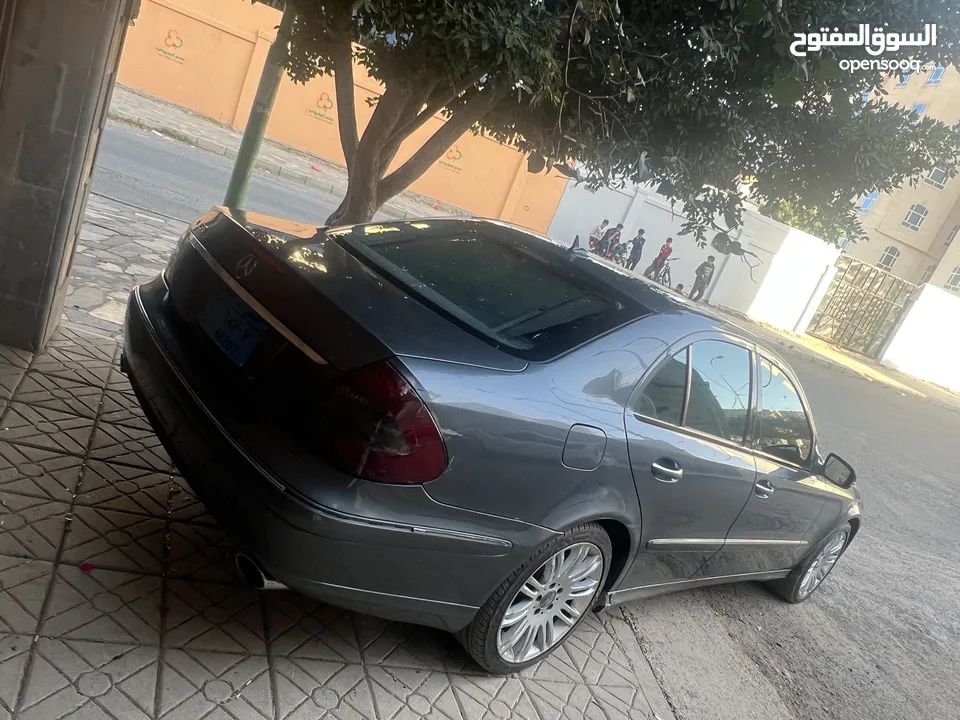 للبيع مرسديس بنز موديل 2008 E 350