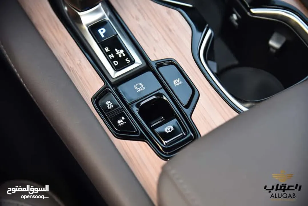لكزس RX350 L2 2024 مع الميزات المتطورة والفخمة لون اسود ميتالك مميز