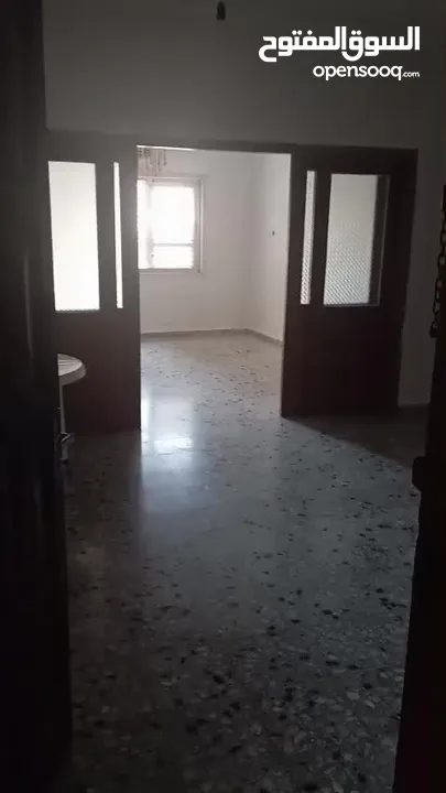 ا شقه للبيع