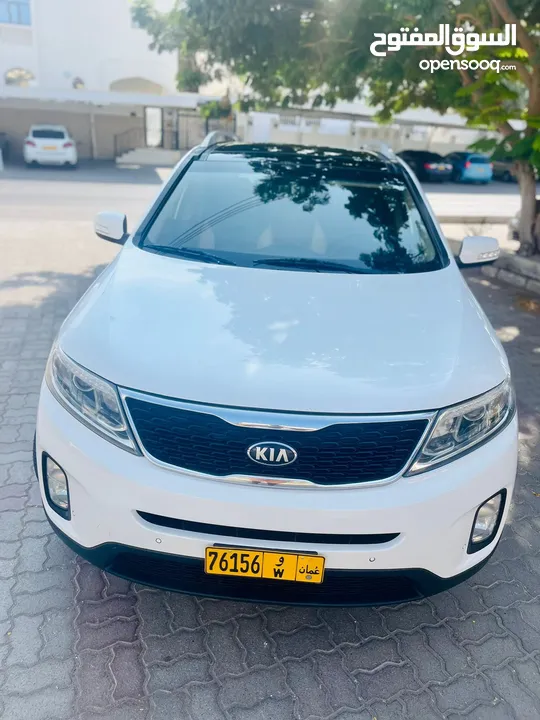 Kia sorento 2015 oman car for sell whatsupp