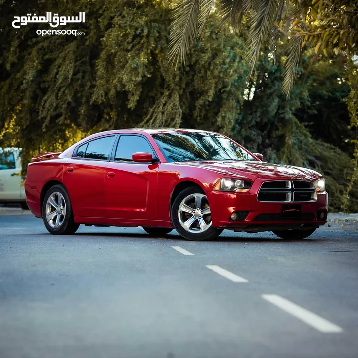 DODGE CHARGER RT Excellent Condition 2013 Red