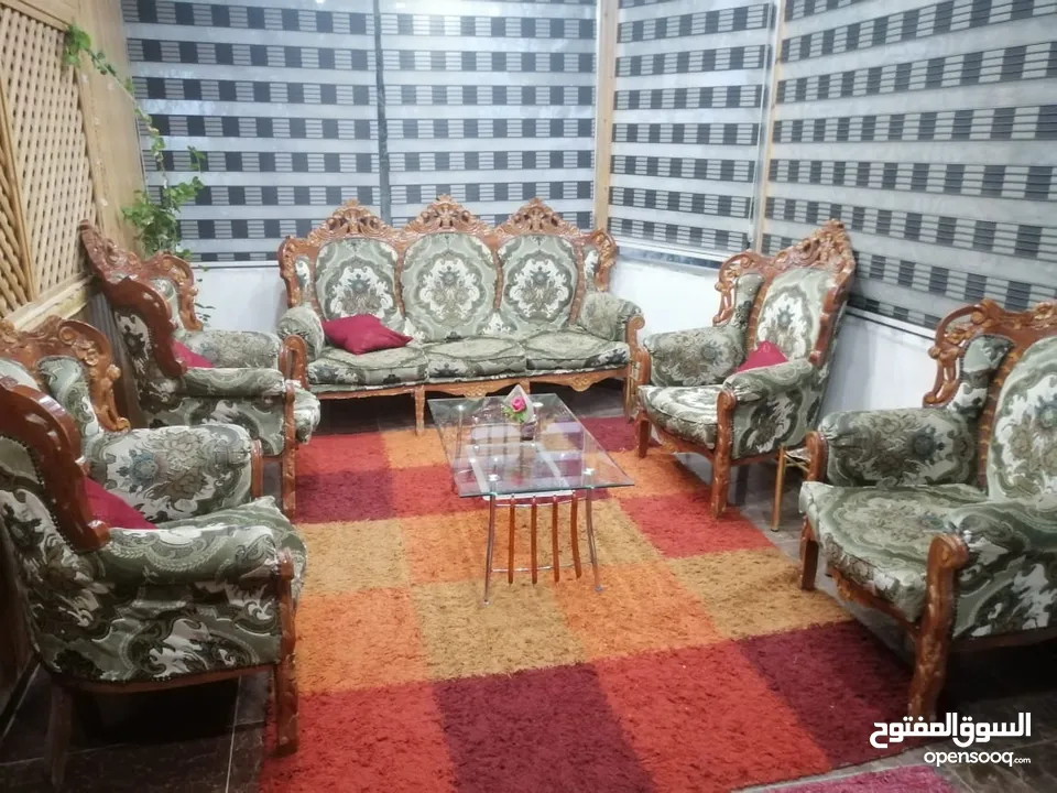 اثاث وغرف نوم للبيع