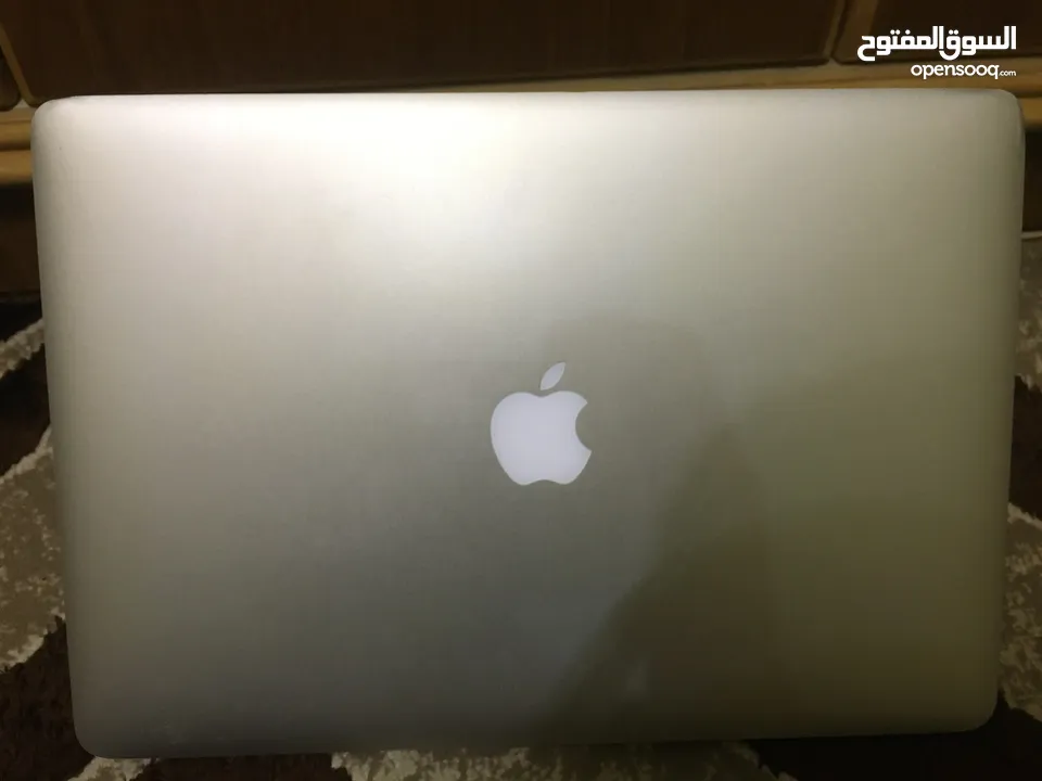 Macbook pro 2014 15inch i7 2.5 ghz اكثييييييير قوي ك معالج و البطاريه بتقعد على الاقل ساعتين