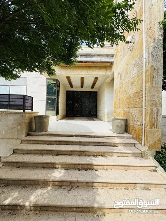 فيلا مميزه للبيع في ضاحية المدينة المنورة من المالك مباشره