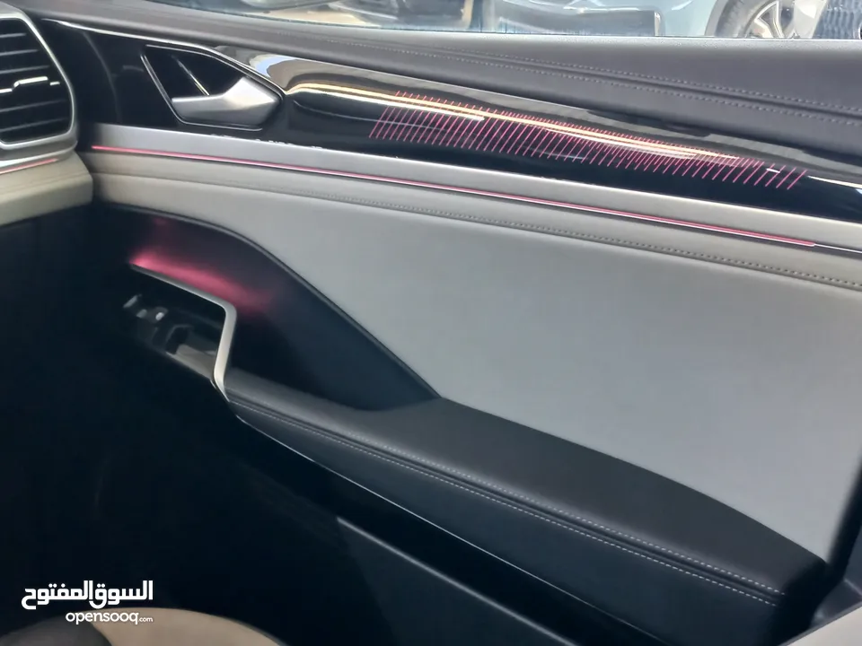 VOLKSWAGEN ID.6 PRO VIP 2023(فولكس فاجن )