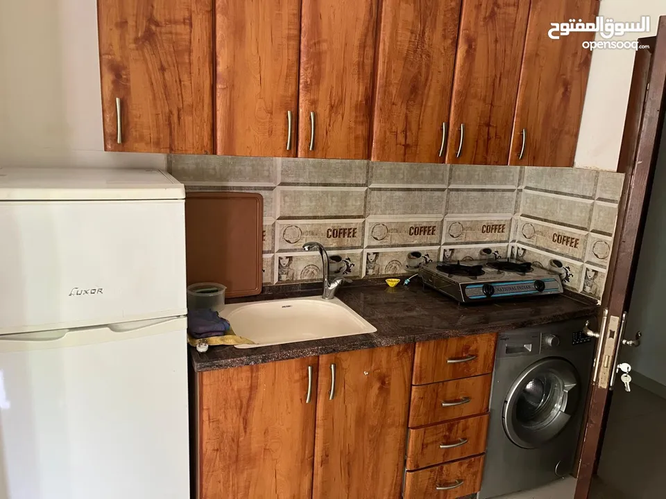 استوديو مفروش للإيجار قرب المقاطعة