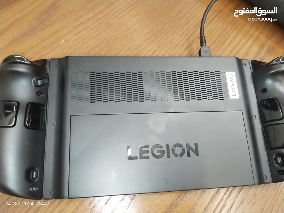 (فيه مجال شوي) lenovo legion go الجهاز الغني عن التعريف+يد بلايستيشن اصلي