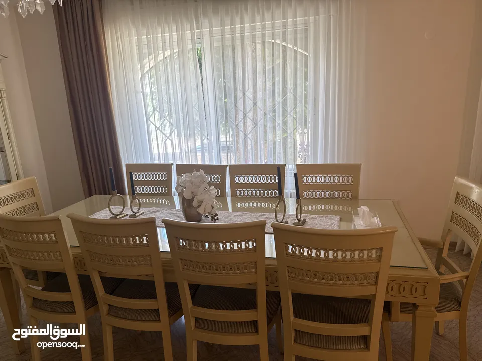 سفرة طعام فاخرة