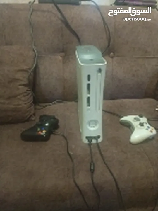 Xbox 360 مع65 لعبه نوع فات