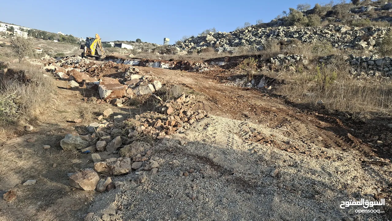 قطعة ارض 800متر طابوا فلسطيني منطقة Bسكني اطلالة مميزة وموقع جميل في ارقى منطقة بالكفريات