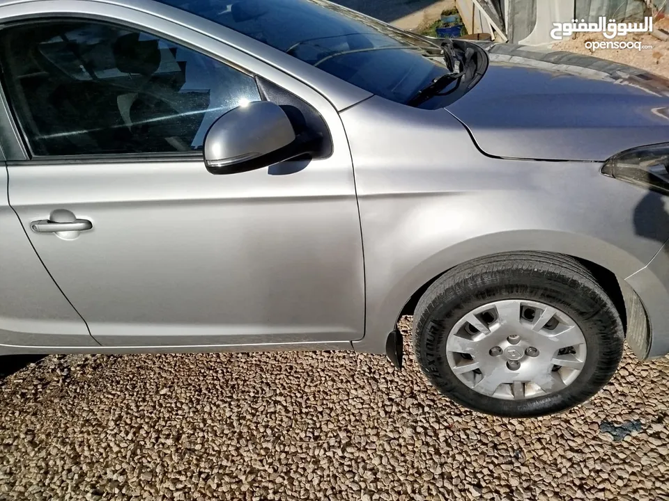 هونداي I200 موديل 2013 للبيع