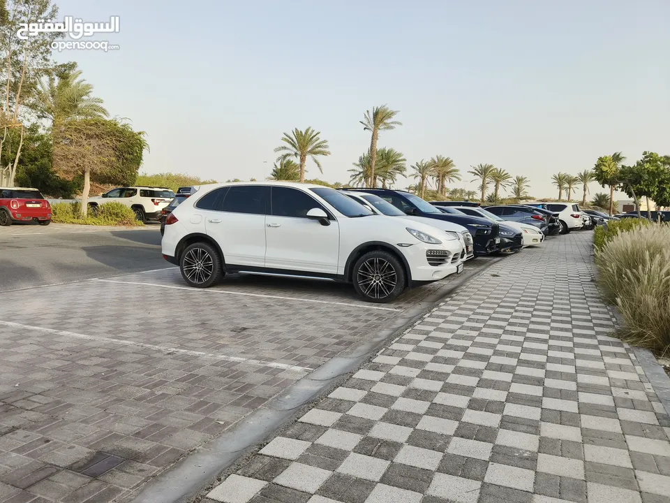 Porsche cayenne Platinum edition