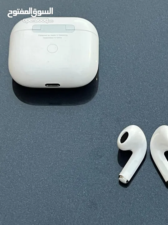 سماعه Airpods 4