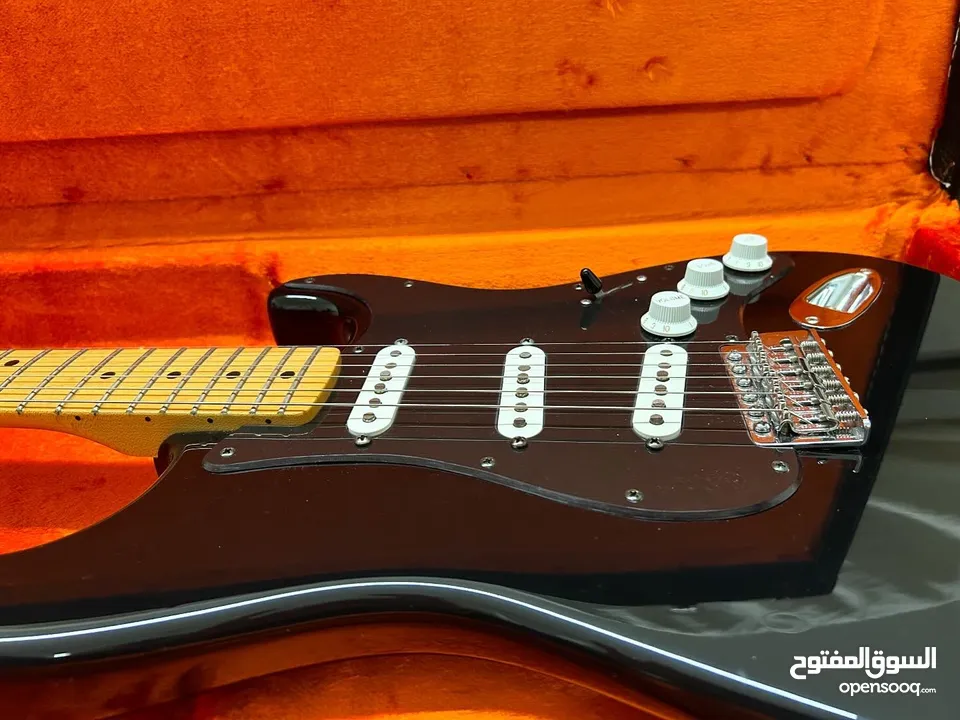 Fender Standard Stratocaster