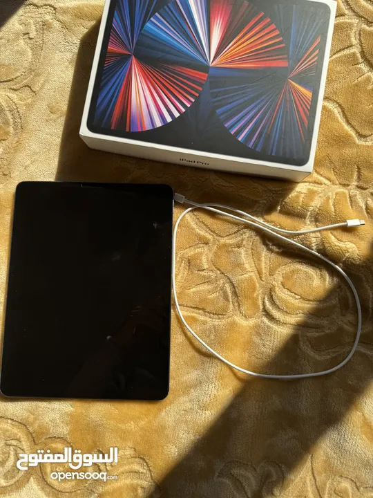 iPad Pro 12.9 5th generation وارد امريكا  حالة ممتاز لون Space Gray