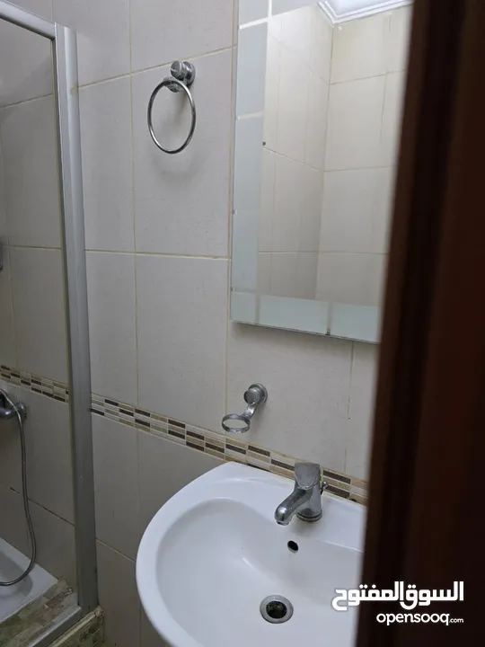 ستديوهات للايجار شهري
