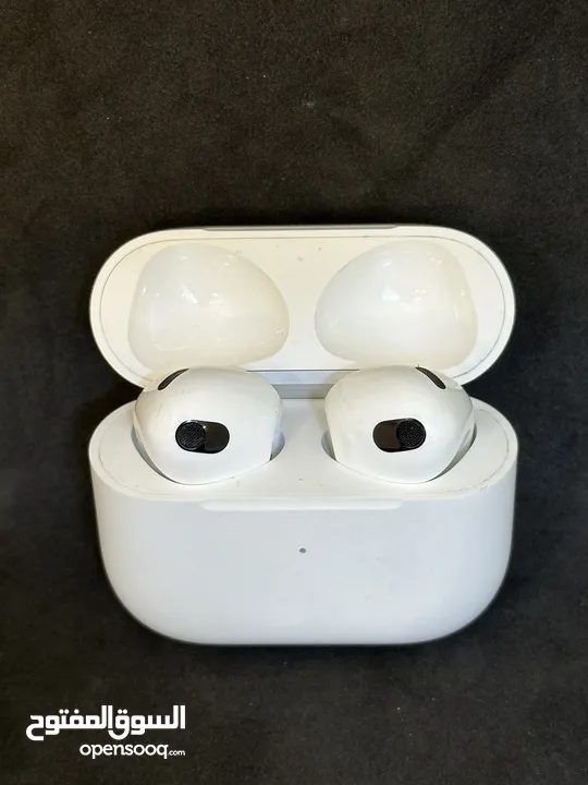 Air pods 3 used مستعملة