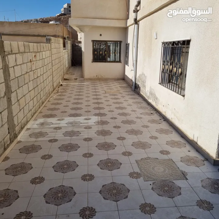 بيت مستقل للإيجار