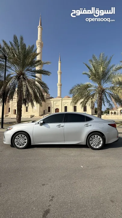 لكزس ES350 نظيفة جدا إستعمال شخصي