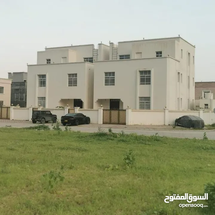 فيلا للبيع عوقد