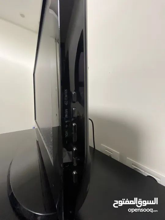 شاشه سامسونج مستعمله استعمال بسيط