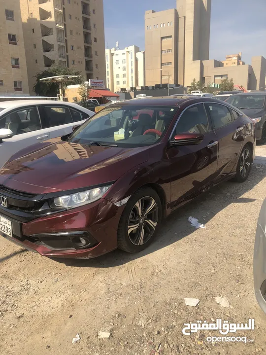 للبيع هوندا سيفيك  1600Cc وكاله الغانم الكويت 2020 عنابي الداخل بيج فل اتوماتيك