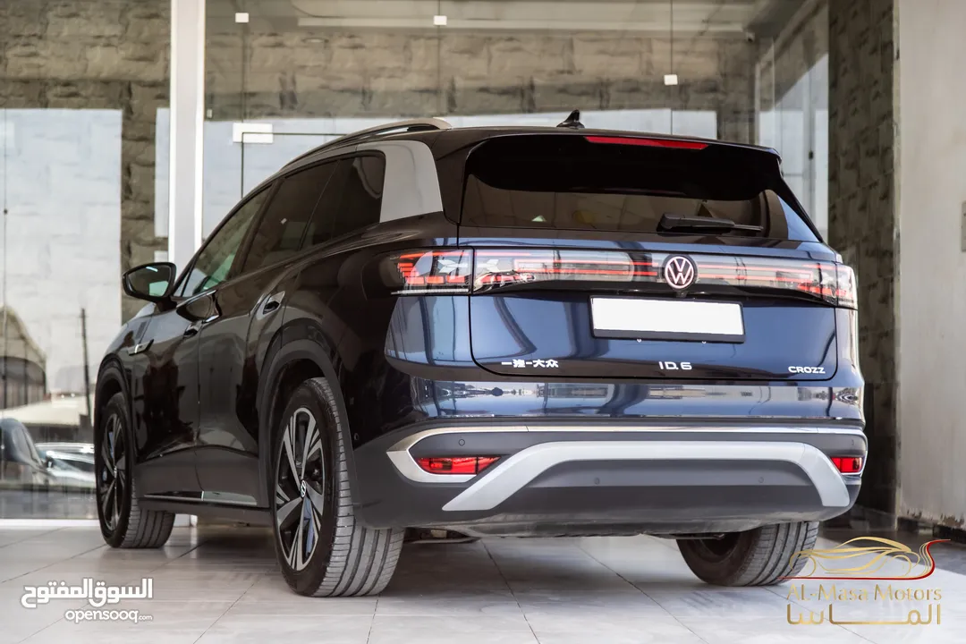 Volkswagen ID6 Crozz Pro 2022  السيارة مميزة جدا و قطعت مسافة 31,000 كيلو متر