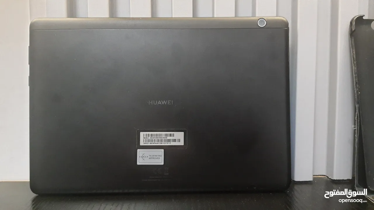 تابلت هواوي بخط   huawei T5 بحالة ممتازة 32 تخزين و 3 رام