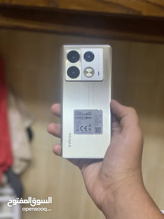 انفنيكس نوت 40 برو للبيع او البدل بحالة ممتازة مثل الجديد  اقرئ الوصف