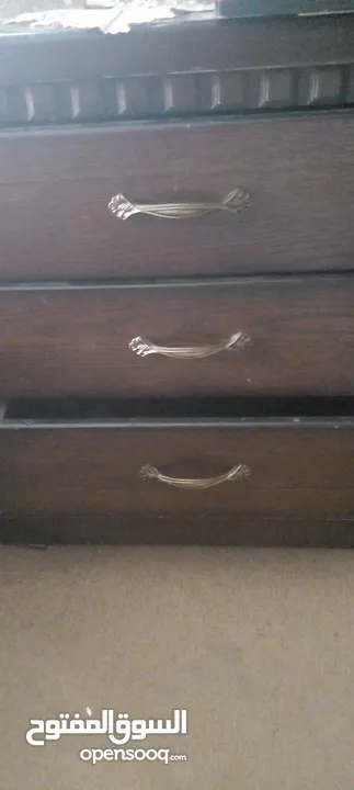 اثاث للبيع