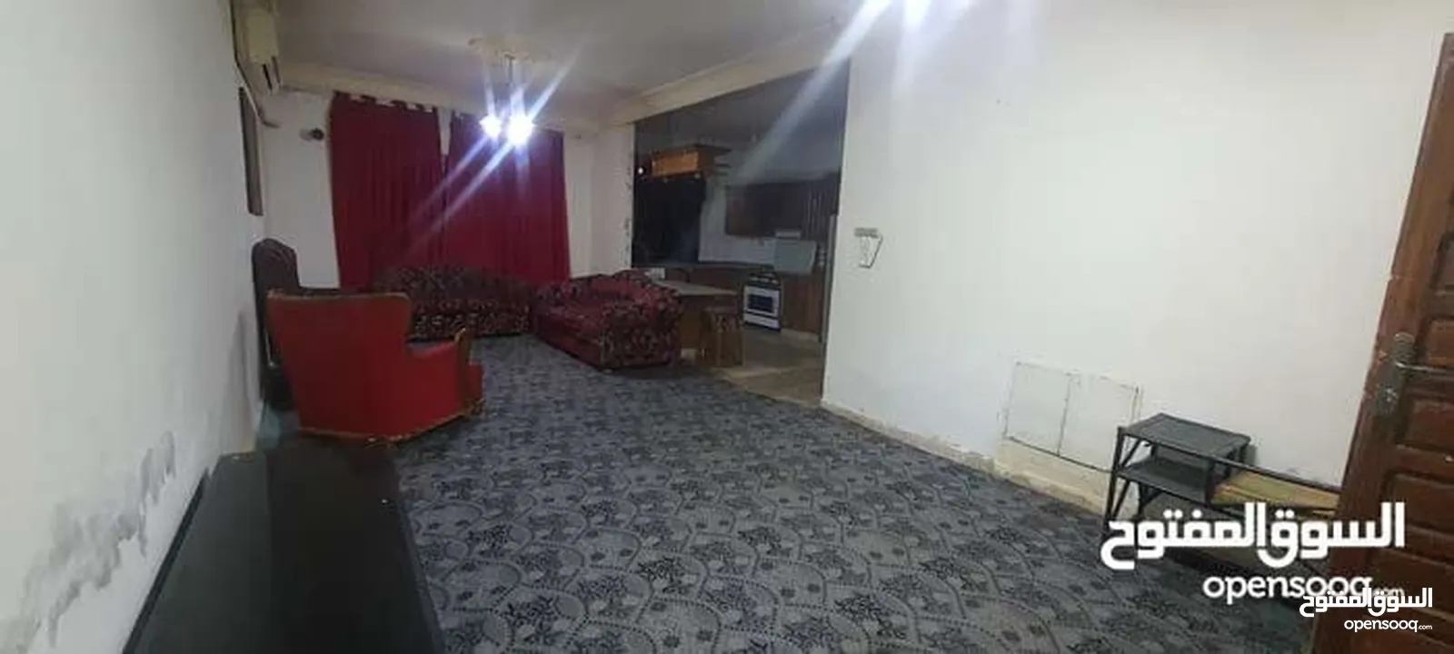 شقه للبيع في الجاردنز