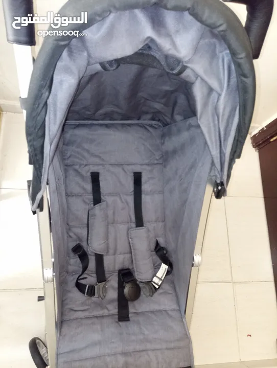 baby stroller: premium giggles عربانة اطفال