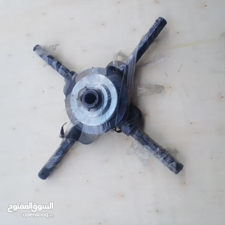 خلاطات باطون و ونش صرصور ومروحيات هيلكوبتر