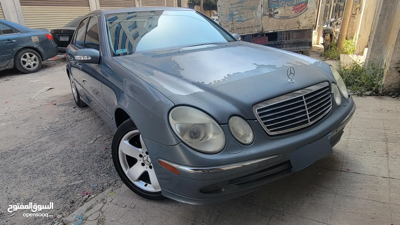 Mercedes Benz E320