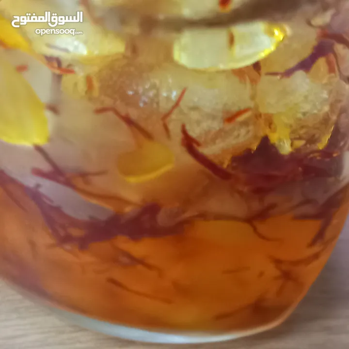 الزعفران الإيراني الذهب الاحمر  للبيع
