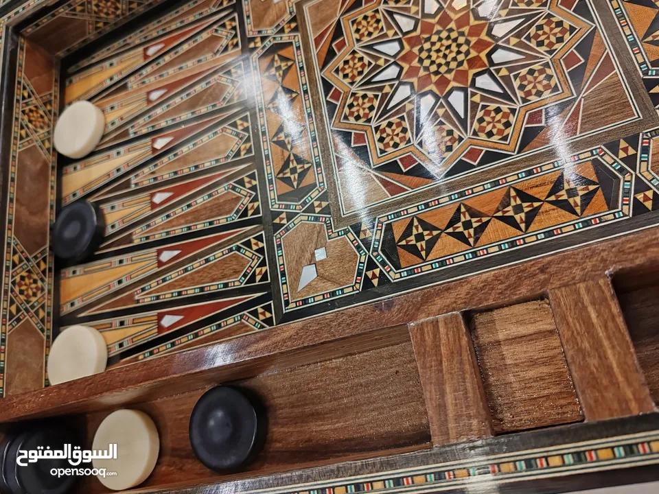 طاولة زهر خشب موزاييك صناعة سورية للبيع
